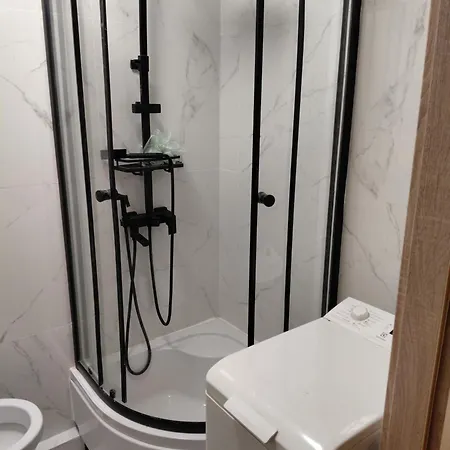 5 Seperate Shared Near Center Skytowe Apartman Wrocław