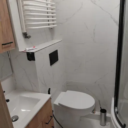 Apartman 5 Seperate Shared Near Center Skytowe